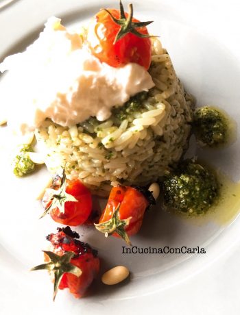 Riso al pesto con burrata e pomodorini