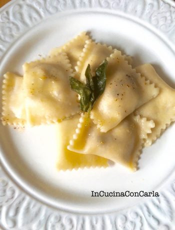 Ravioli con radicchio e ricotta