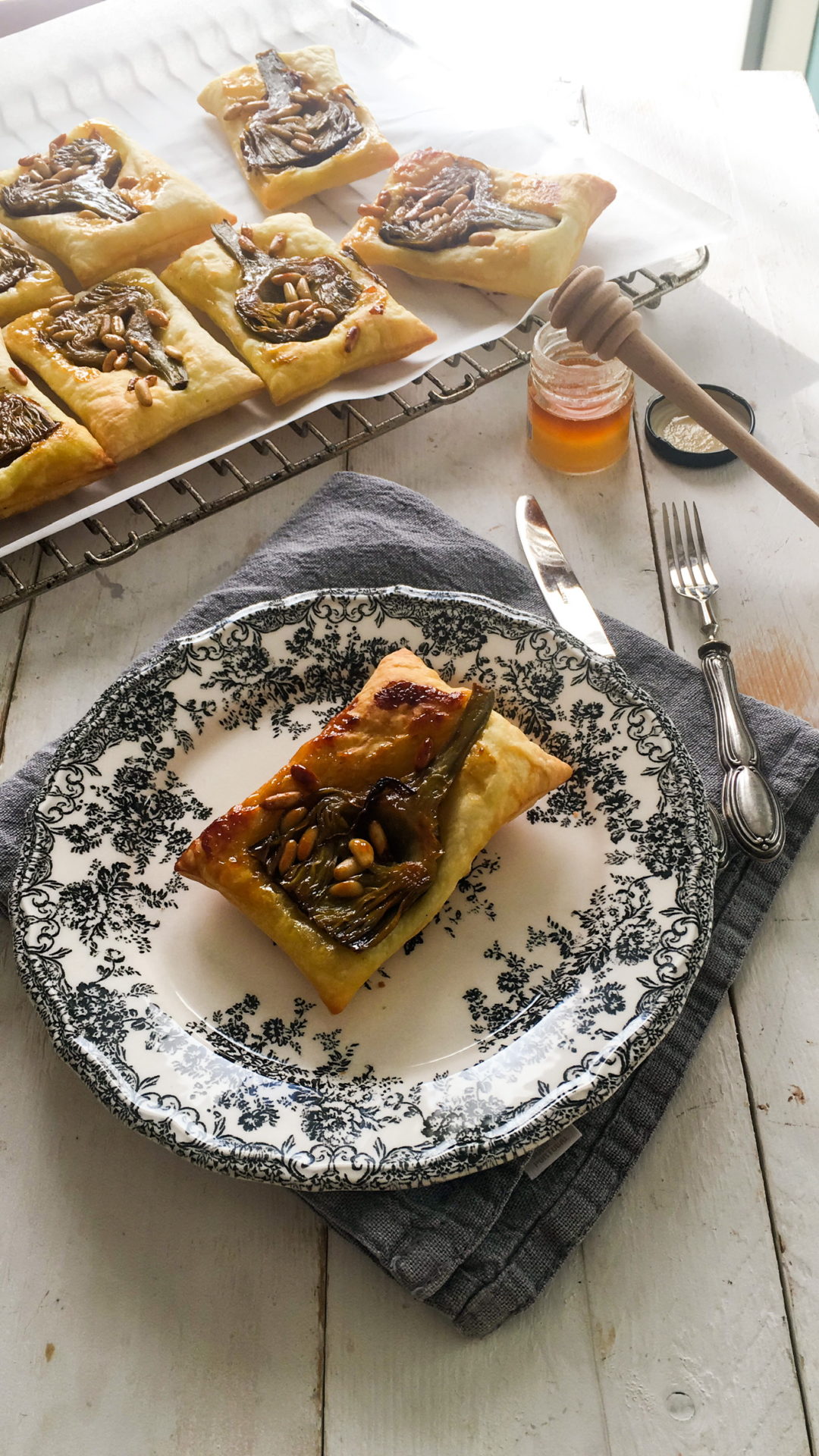 Mini Tatin di carciofi al miele