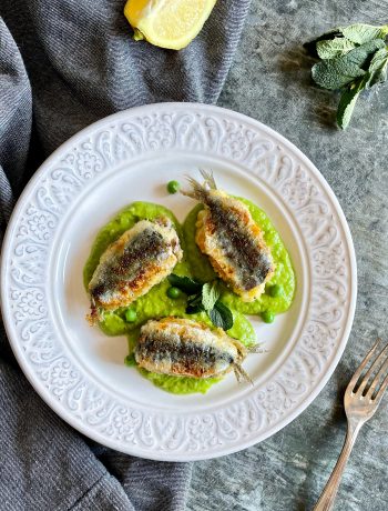 Sardine ripiene su crema di piselli